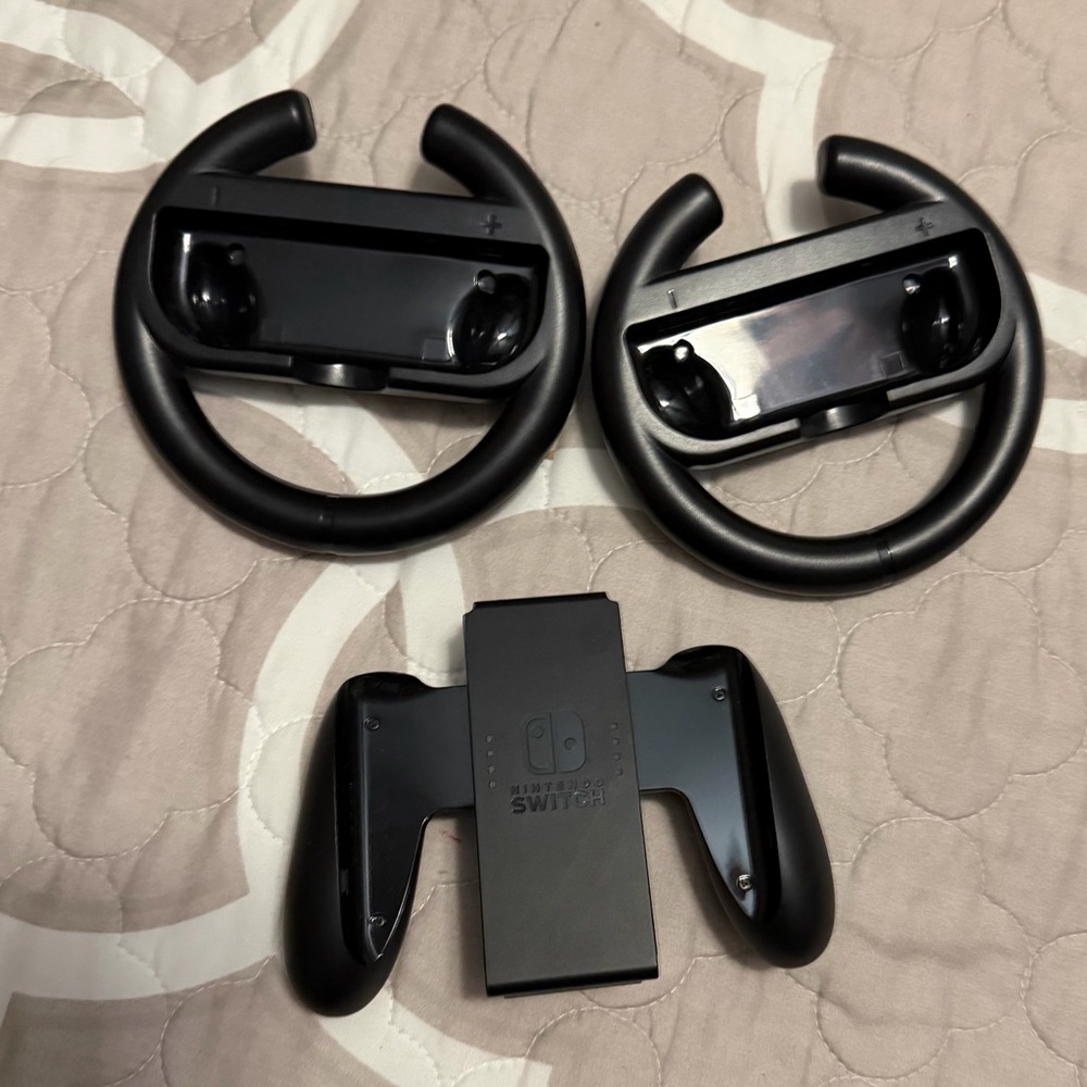 Nintendo Switch Joy-Con & Ring-Con Controllers - Picture 3 of 8